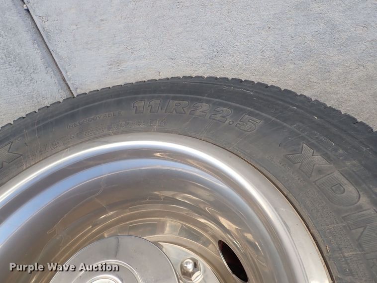 image for item DS7016 2001 Freightliner FL80  pumper fire truck