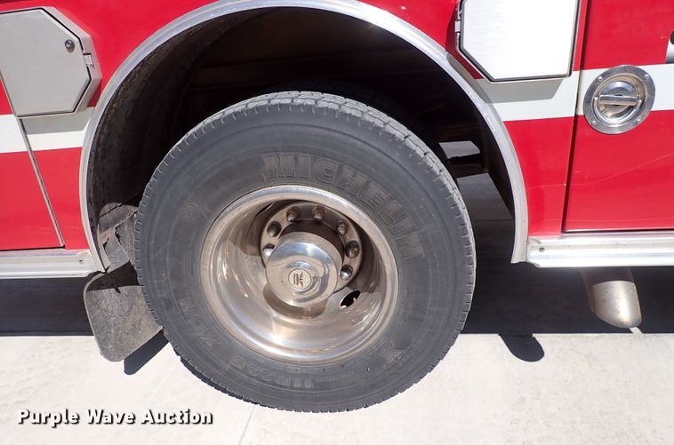 image for item DS7016 2001 Freightliner FL80  pumper fire truck