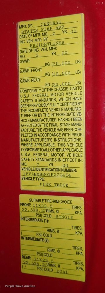 image for item DS7016 2001 Freightliner FL80  pumper fire truck