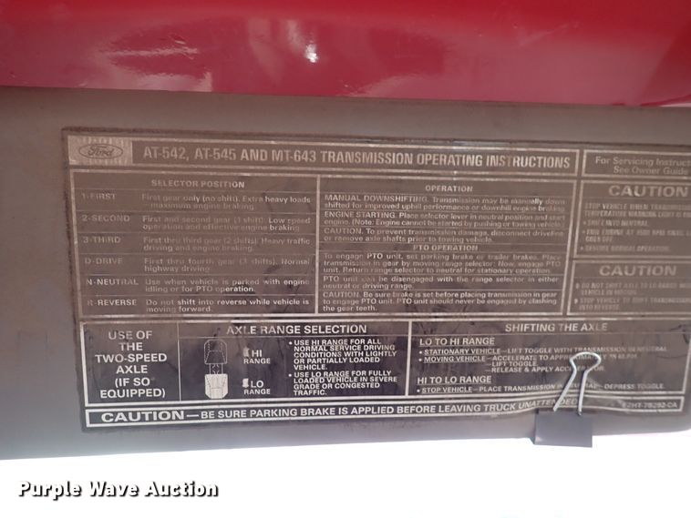 image for item DS7018 1994 Ford F700  fire truck