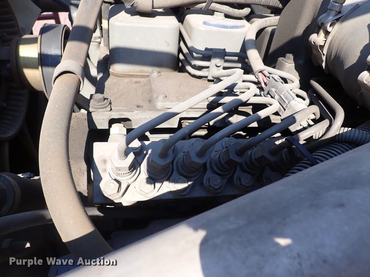 image for item DS7018 1994 Ford F700  fire truck