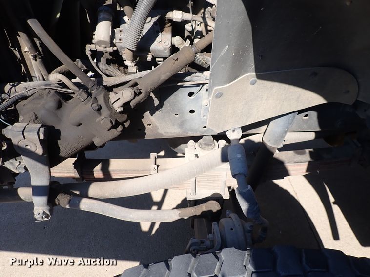 image for item DS7018 1994 Ford F700  fire truck