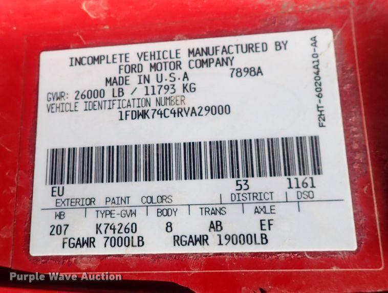 image for item DS7018 1994 Ford F700  fire truck