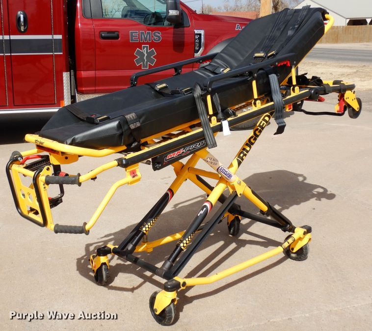 image for item EP9718 (2) ambulance cots