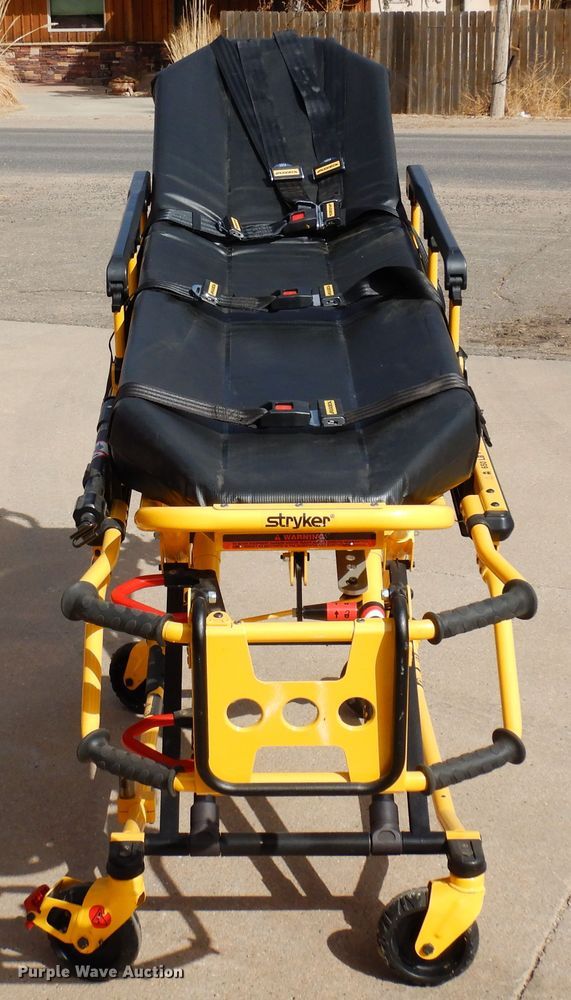 image for item EP9718 (2) ambulance cots