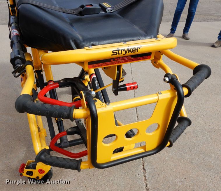 image for item EP9718 (2) ambulance cots