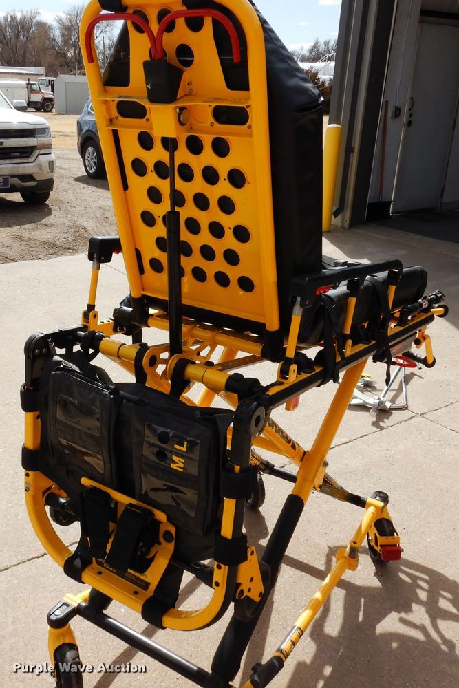 image for item EP9718 (2) ambulance cots