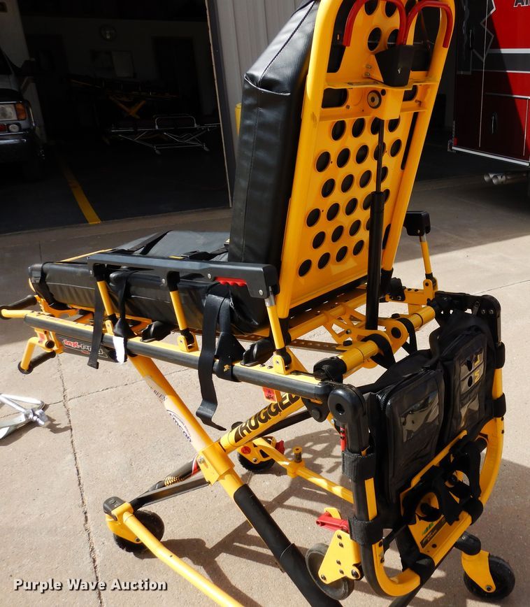 image for item EP9718 (2) ambulance cots
