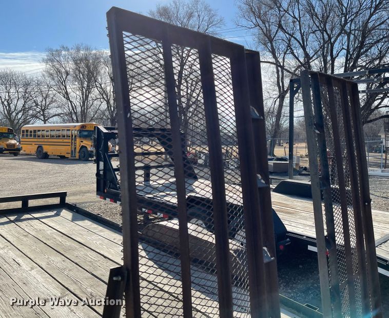 image for item FV9255 2003 East Texas  utility trailer