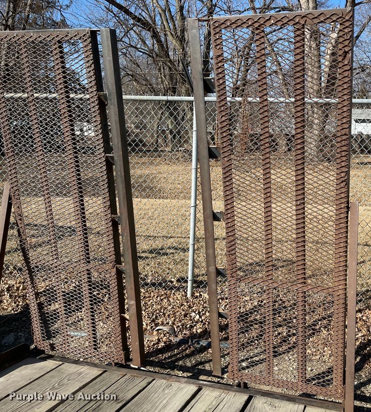 image for item FV9255 2003 East Texas  utility trailer