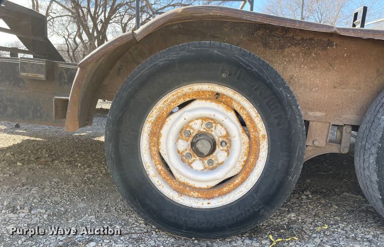 image for item FV9255 2003 East Texas  utility trailer