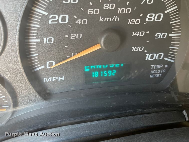 image for item FV9268 2006 GMC Savana G3500  school bus