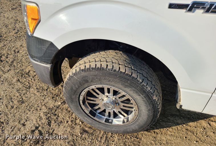 image for item IF9346 2010 Ford F150  pickup truck