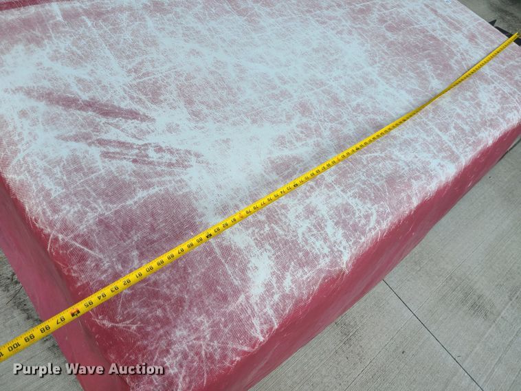 image for item IF9444 High jump mat