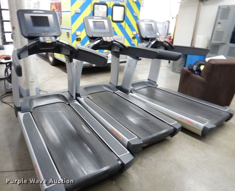 image for item IH9234 (3) Life Fitness 95T Flex deck treadmills