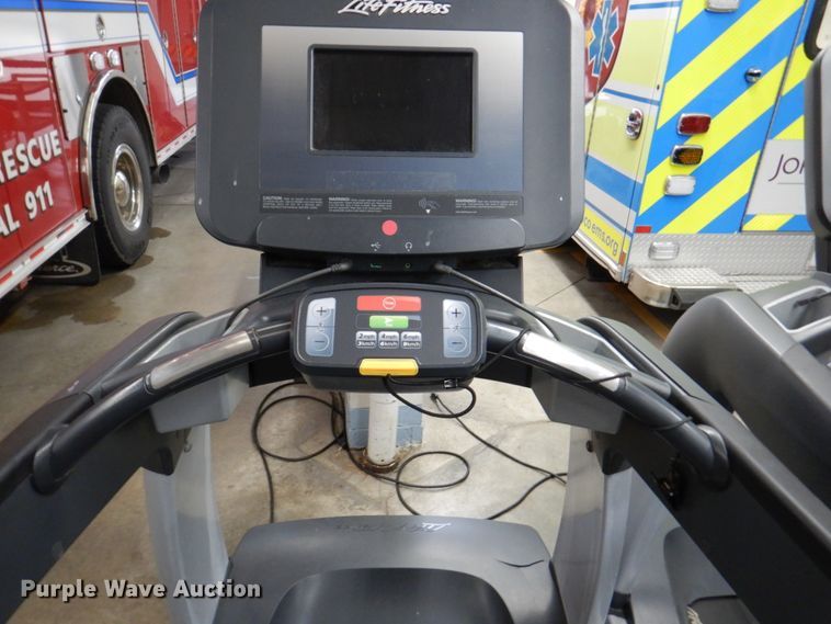 image for item IH9234 (3) Life Fitness 95T Flex deck treadmills