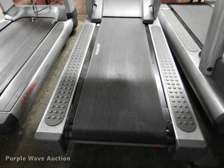 image for item IH9235 (3) Life Fitness 95T flex deck treadmills