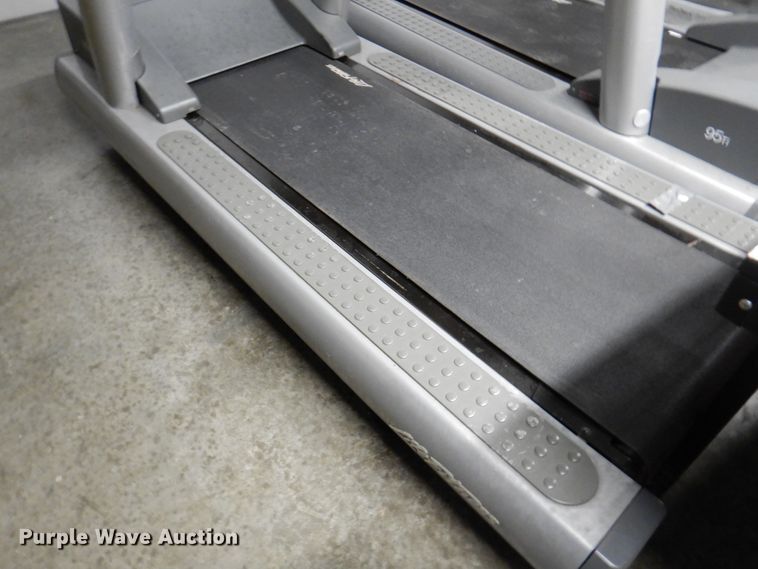 image for item IH9235 (3) Life Fitness 95T flex deck treadmills