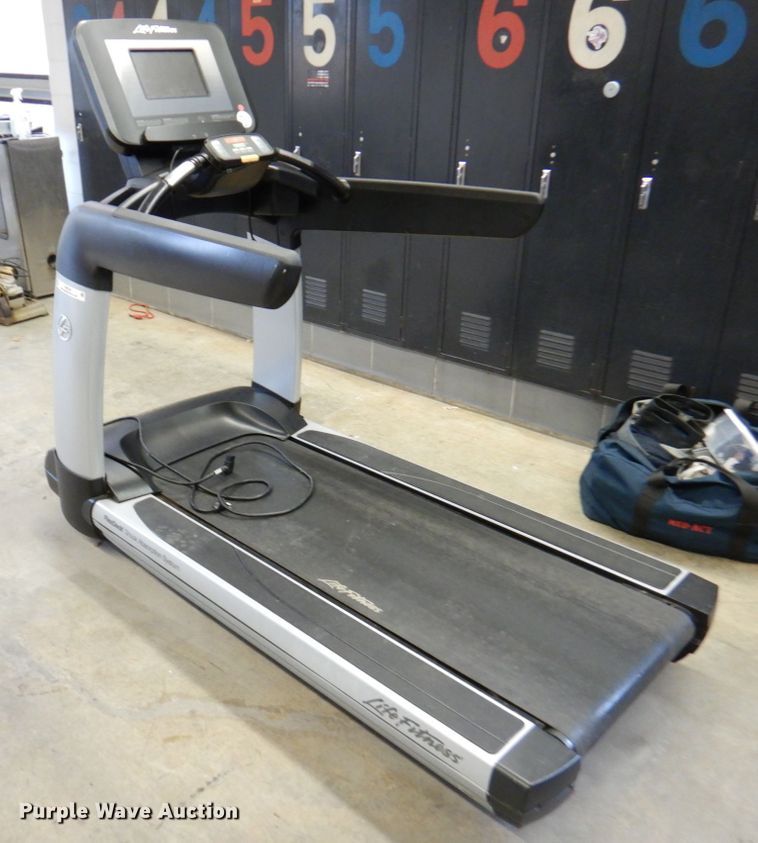 image for item IH9236 Life Fitness treadmill