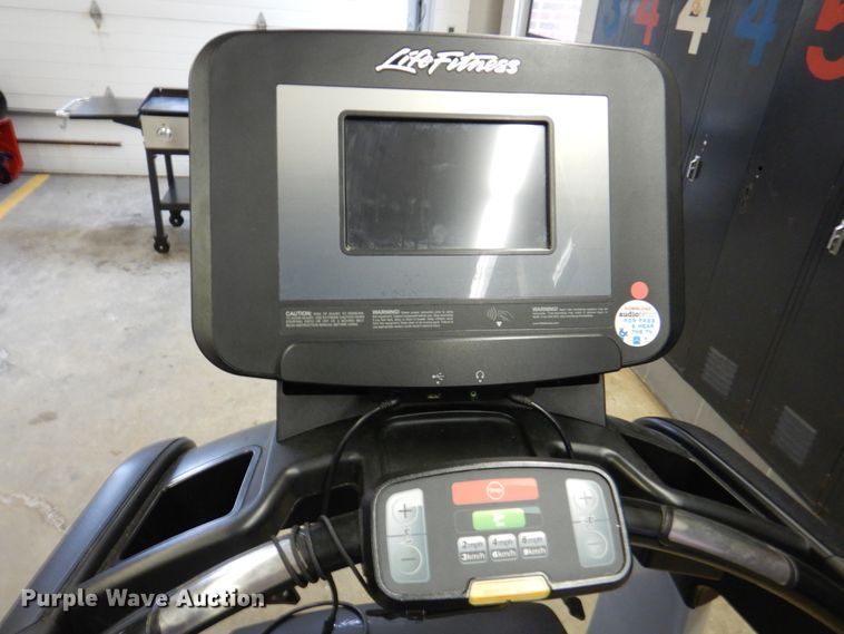 image for item IH9236 Life Fitness treadmill