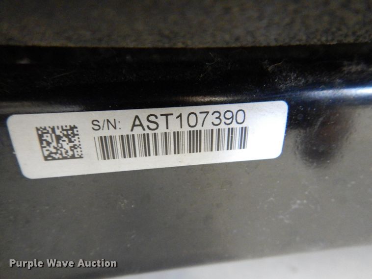 image for item IH9236 Life Fitness treadmill