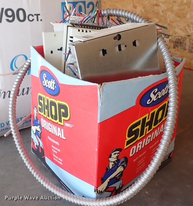 image for item IH9504 (9) Carrier HVAC units