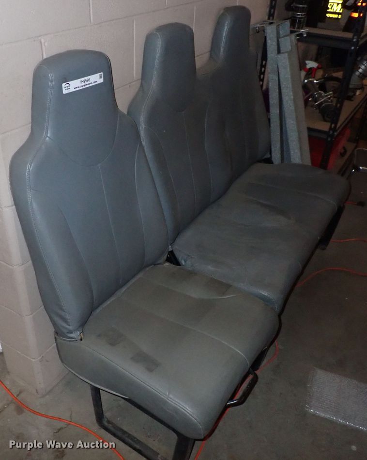 image for item IH9596 Bench seat