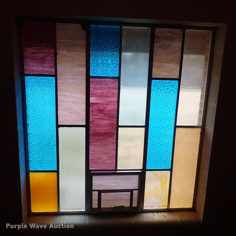 image for item IH9681 (5) stained glass windows
