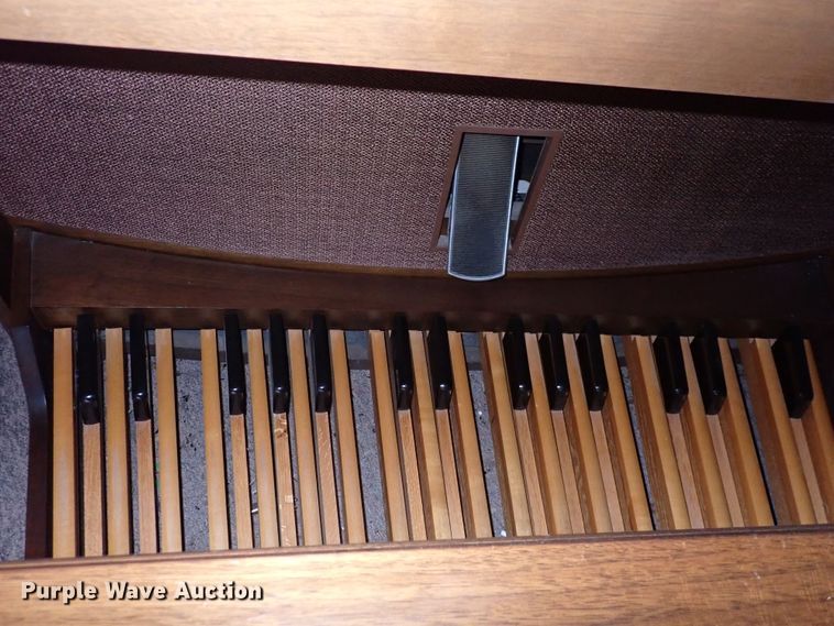 image for item IH9682 Allen Organ Company 120-C  organ