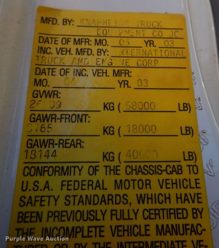 image for item IM9660 2004 International 7600  dump truck