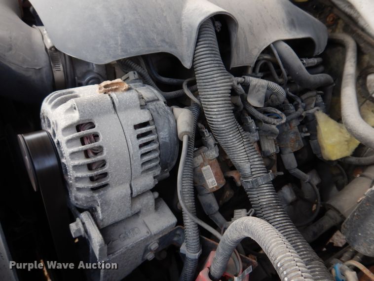 image for item IM9662 2003 Chevrolet Silverado 1500  pickup truck