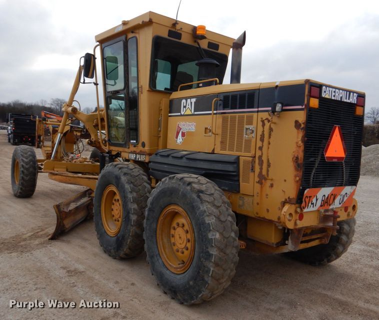 image for item IM9663 2005 Caterpillar 12H  motor grader