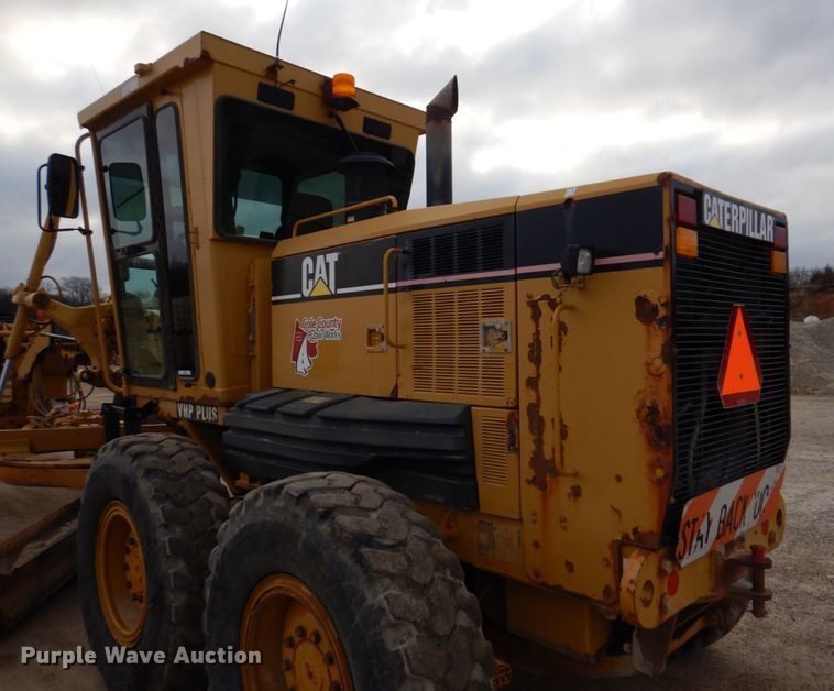 image for item IM9663 2005 Caterpillar 12H  motor grader