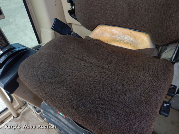 image for item IM9663 2005 Caterpillar 12H  motor grader