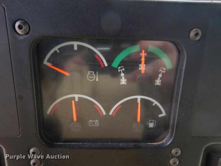 image for item IM9663 2005 Caterpillar 12H  motor grader