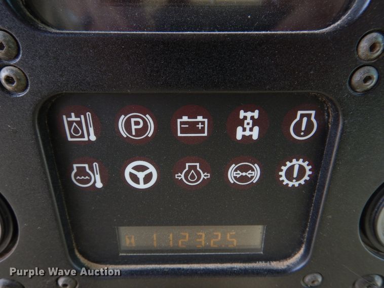 image for item IM9663 2005 Caterpillar 12H  motor grader