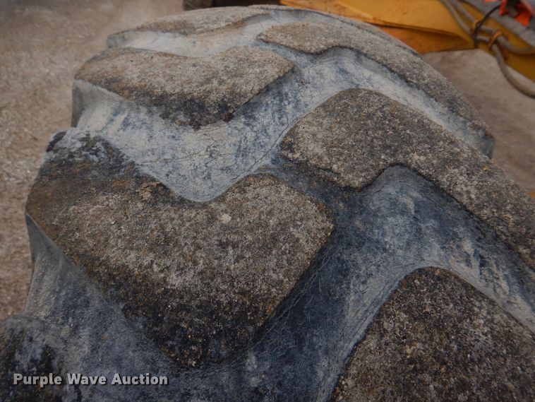 image for item IM9663 2005 Caterpillar 12H  motor grader