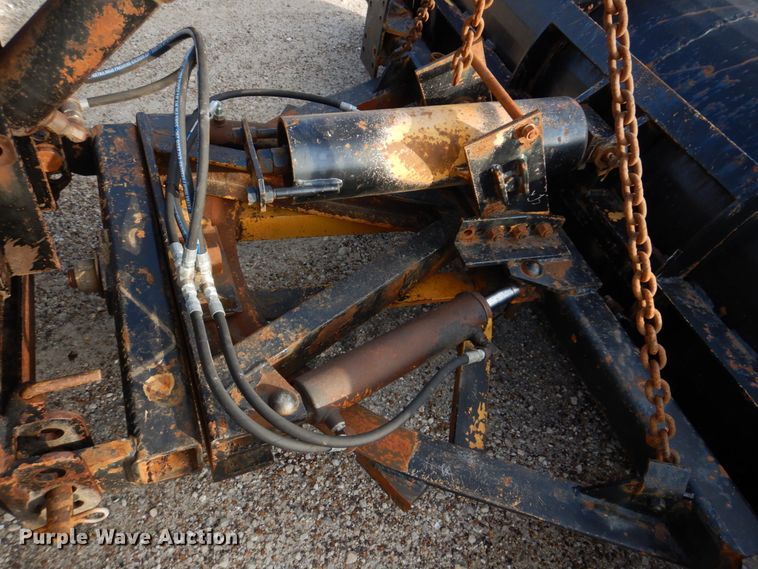 image for item IM9664 2004 International 7600  dump truck