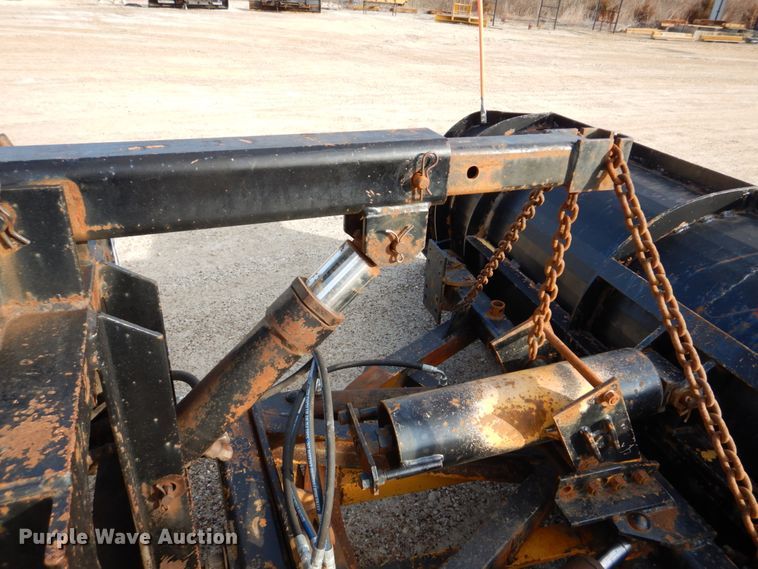 image for item IM9664 2004 International 7600  dump truck