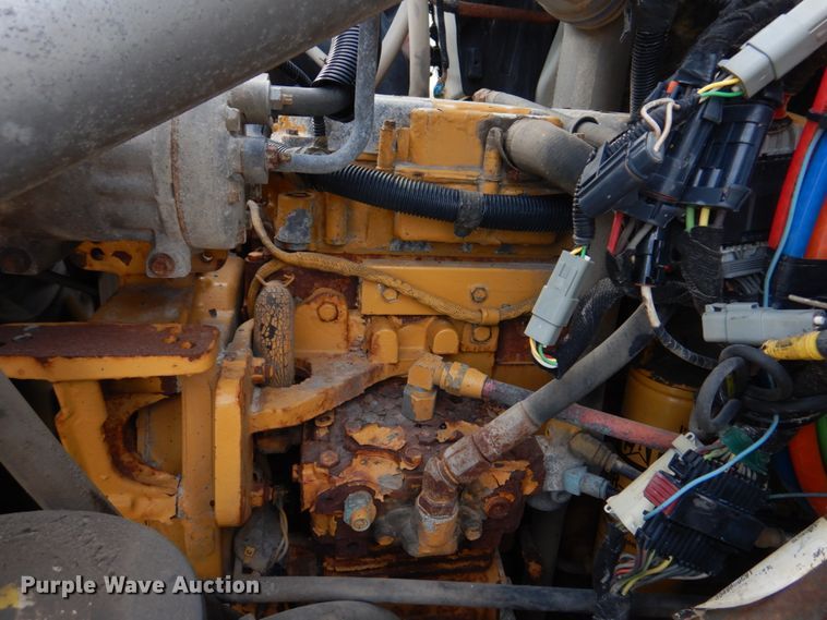 image for item IM9664 2004 International 7600  dump truck