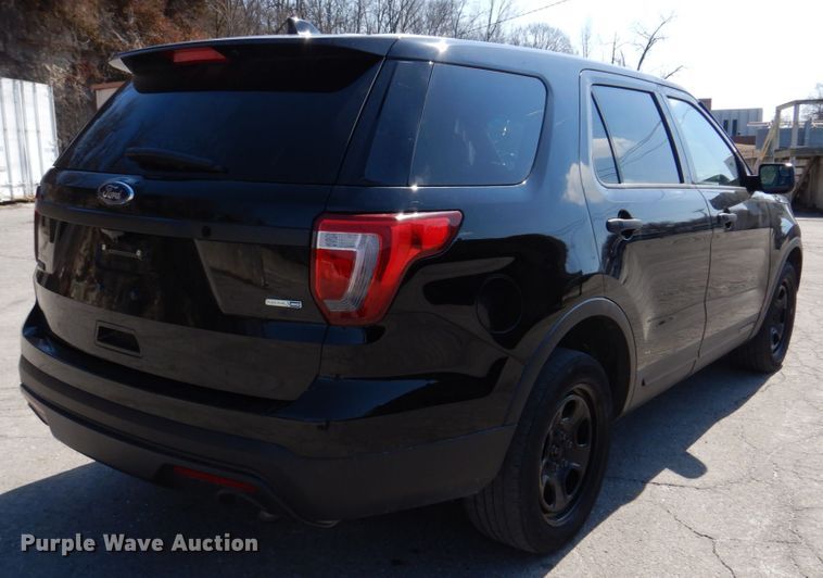 image for item IM9666 2016 Ford Explorer Police Interceptor  SUV