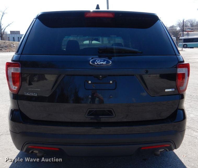 image for item IM9666 2016 Ford Explorer Police Interceptor  SUV