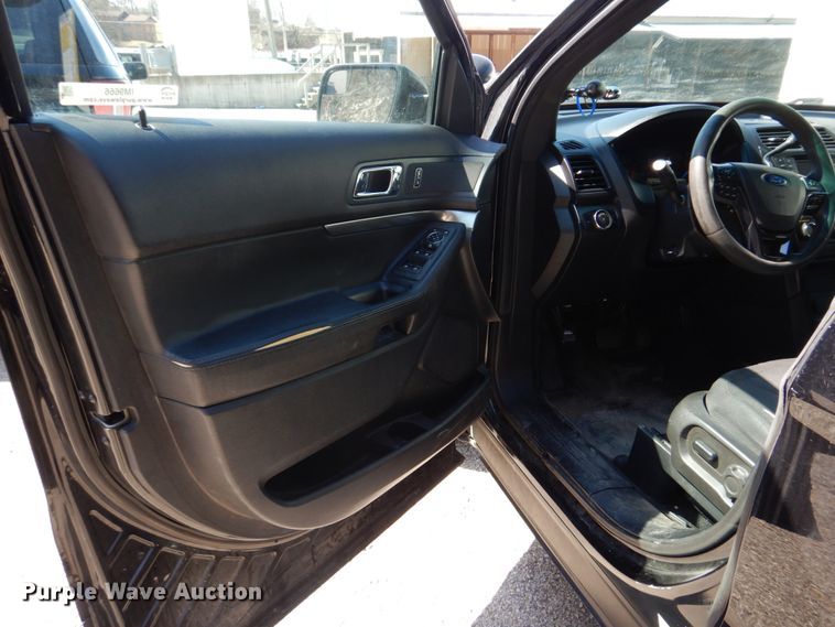 image for item IM9666 2016 Ford Explorer Police Interceptor  SUV