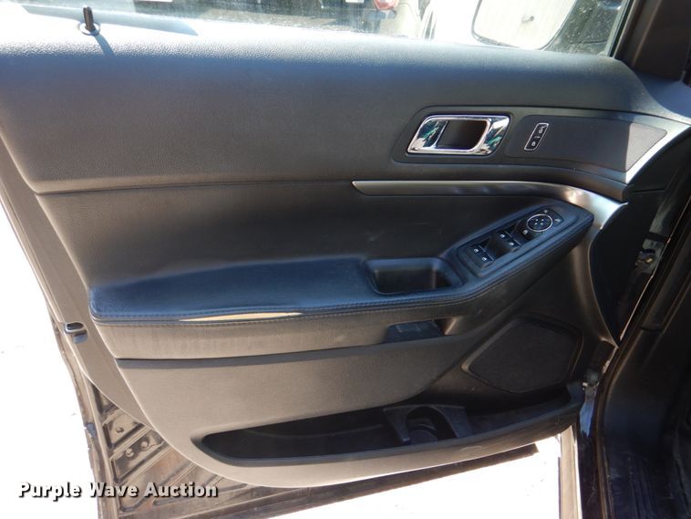 image for item IM9666 2016 Ford Explorer Police Interceptor  SUV