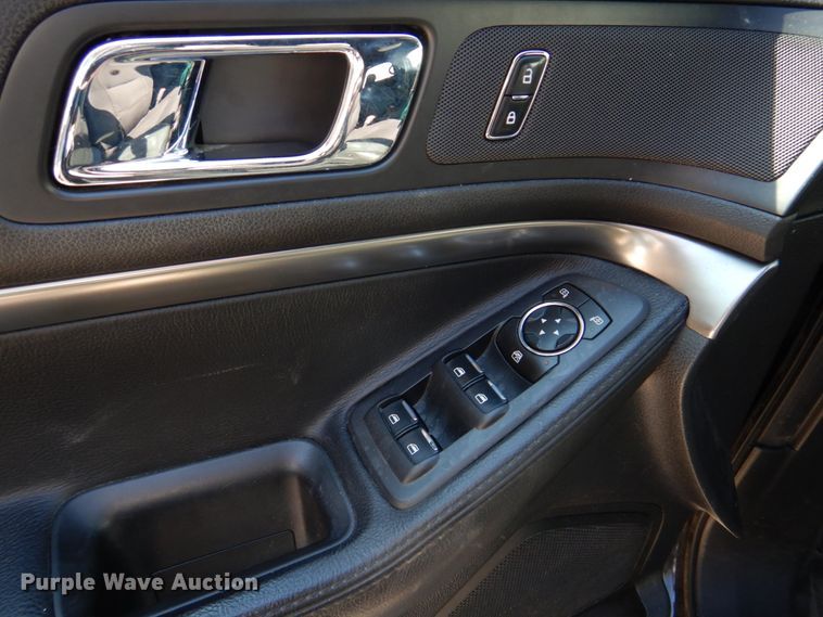 image for item IM9666 2016 Ford Explorer Police Interceptor  SUV