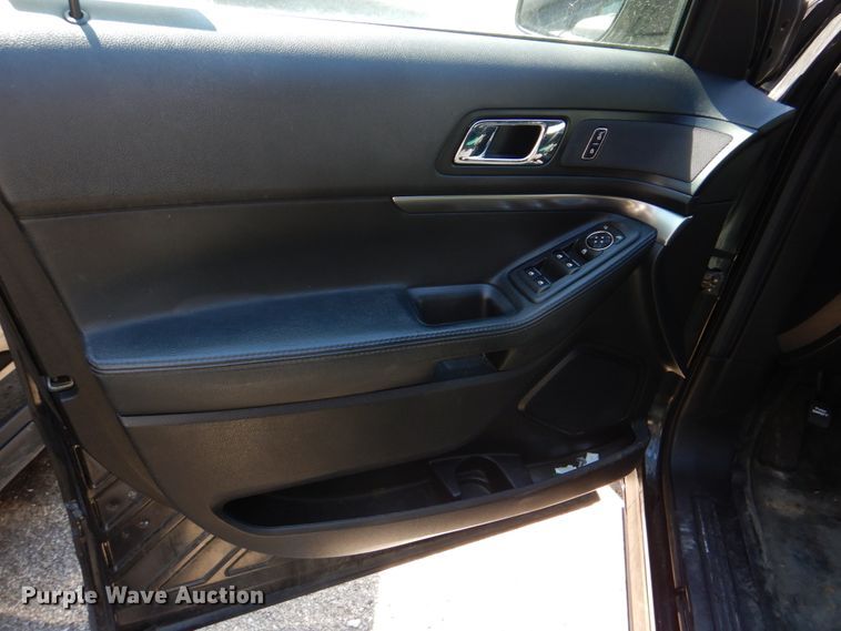 image for item IM9667 2017 Ford Explorer Police Interceptor  SUV