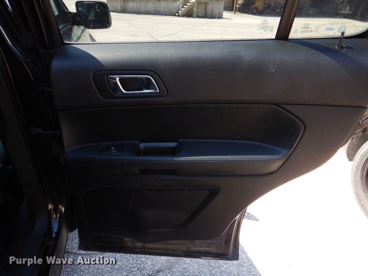 image for item IM9667 2017 Ford Explorer Police Interceptor  SUV