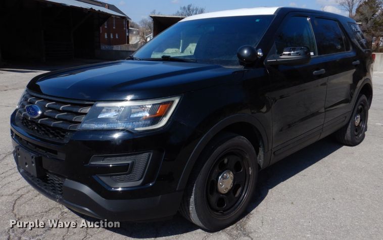 image for item IM9668 2016 Ford Explorer Police Interceptor  SUV