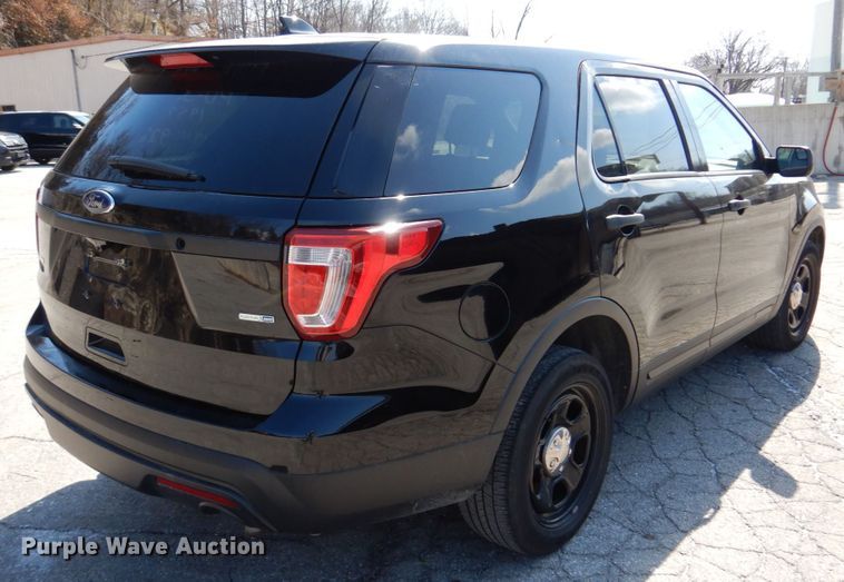 image for item IM9668 2016 Ford Explorer Police Interceptor  SUV