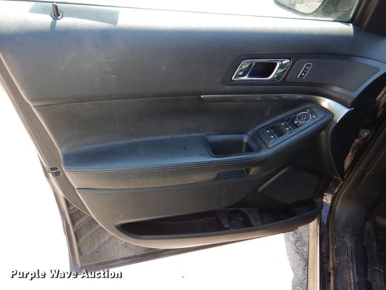 image for item IM9668 2016 Ford Explorer Police Interceptor  SUV